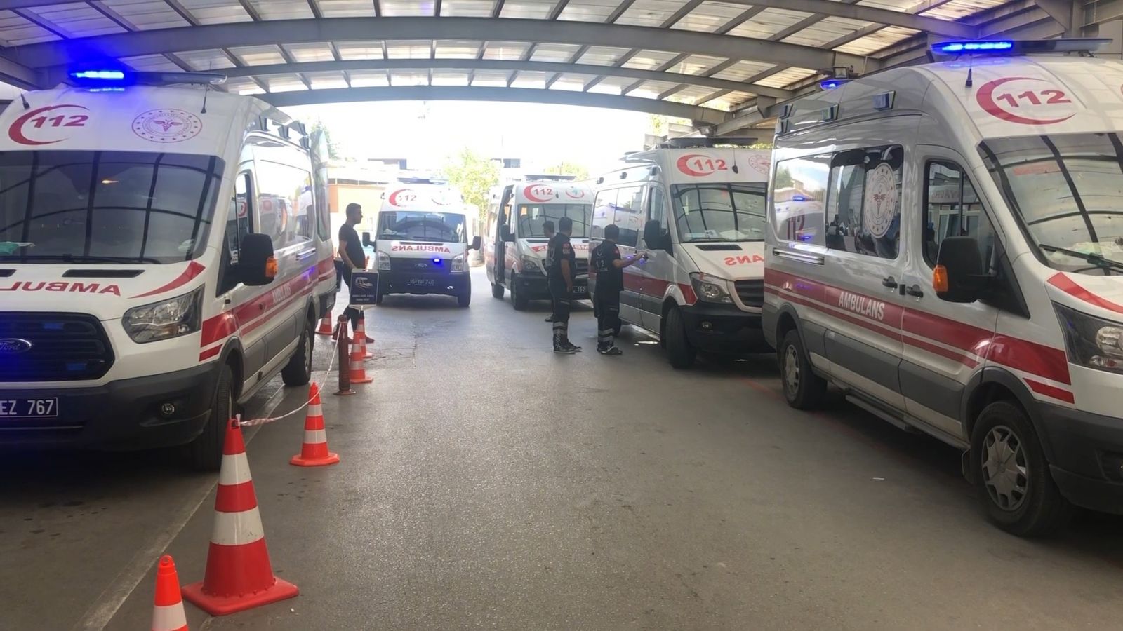 Taşlı sopalı beşik kertmesi meydan kavgası: 9 yaralı, 18 gözaltı