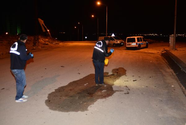 Adana'da üniversiteli genç kendini yaktı