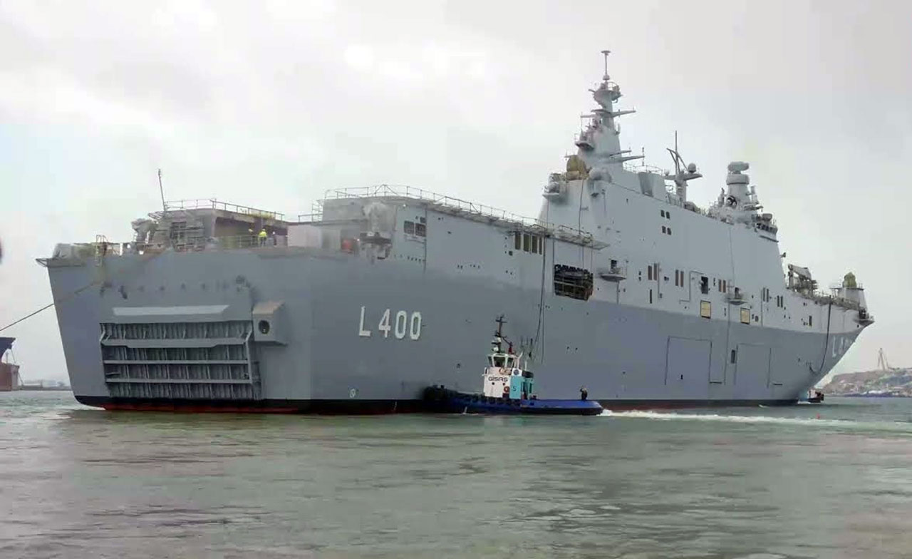 Türkiye'nin yüzen ordusu TCG Anadolu Türkiye'nin yüzen ordusu TCG Anadolu