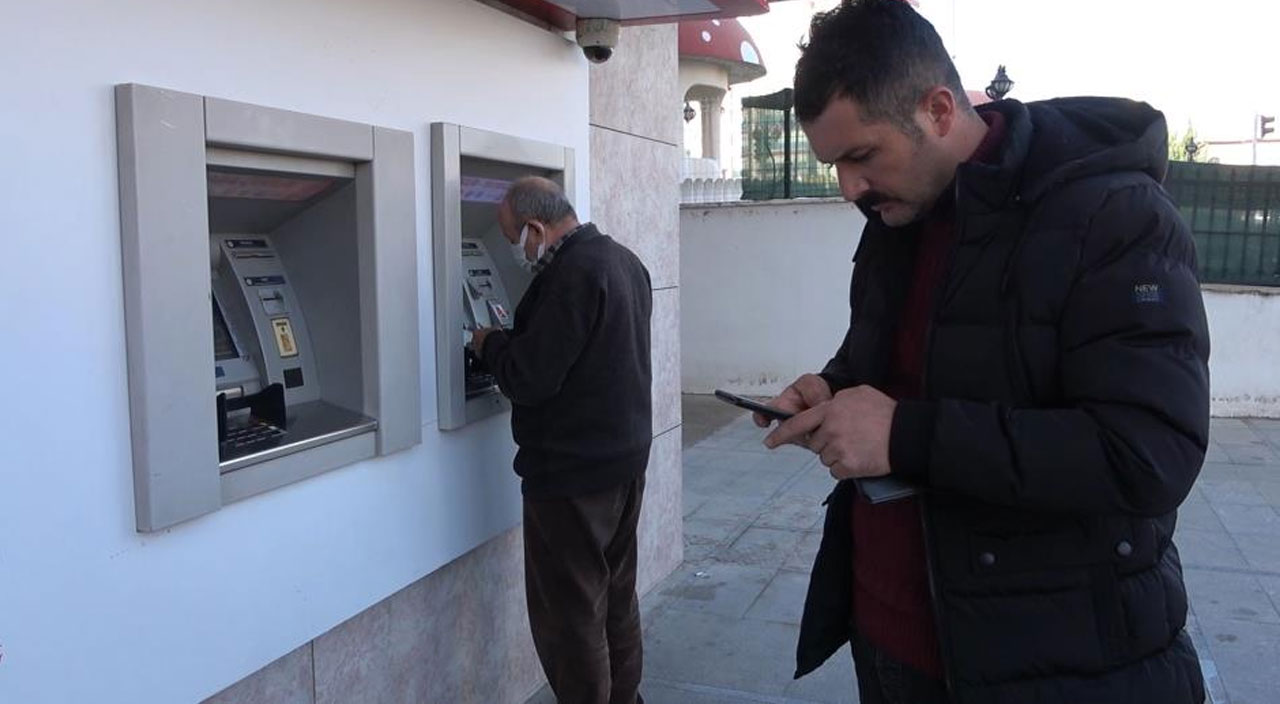 Kırıkkale’de hesabına 600 bin TL yatırılan adam parayı iade etti Kırıkkale’de hesabına 600 bin TL yatırılan adam parayı iade etti