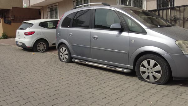 36 kişi sabah araçlarını o halde görünce şoke oldu! 36 kişi sabah araçlarını o halde görünce şoke oldu!