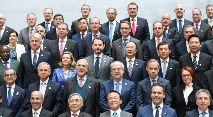 Bakan Albayrak kritik zirveyi değerlendirdi