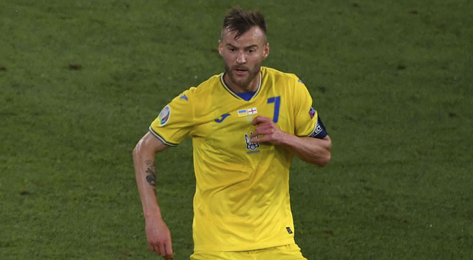 Ukrayna basınından 'Yarmolenko Fenerbahçe yolunda' iddiası Ukrayna basınından 'Yarmolenko Fenerbahçe yolunda' iddiası