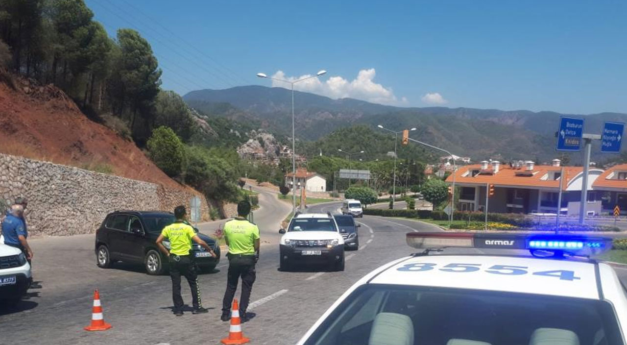 Datça'da orman yangını sürüyor: Çıkış nedeni belli oldu Datça'da orman yangını sürüyor: Çıkış nedeni belli oldu