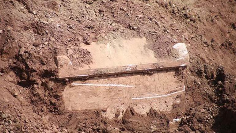 İnşaat kazısında çıktı, çalışmalar durduruldu