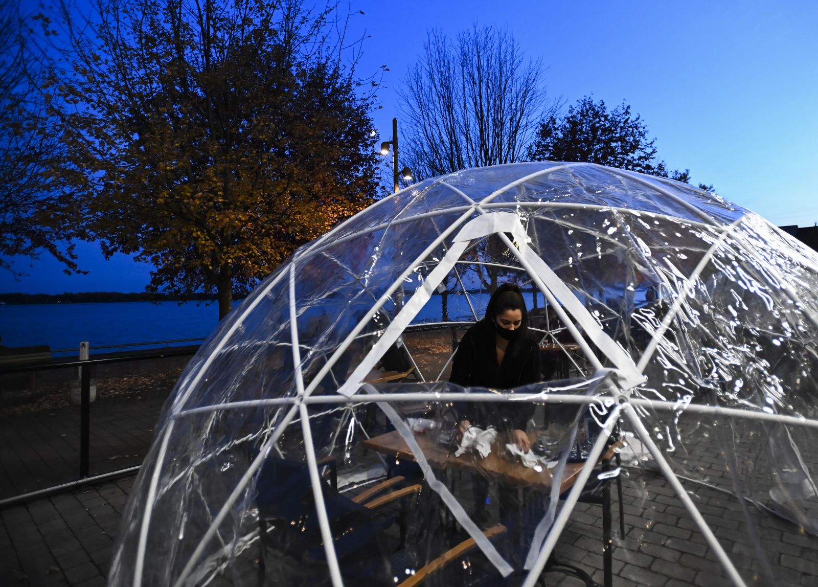 Kubbeli pandemi lokantası