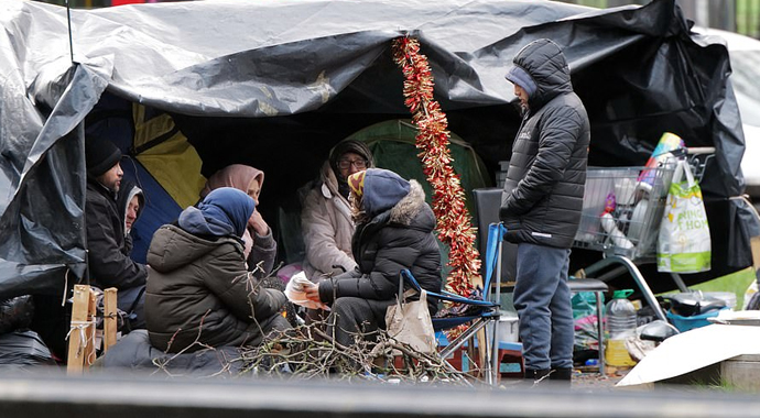 Londra’nın göbeğinde “evsizler köyü “