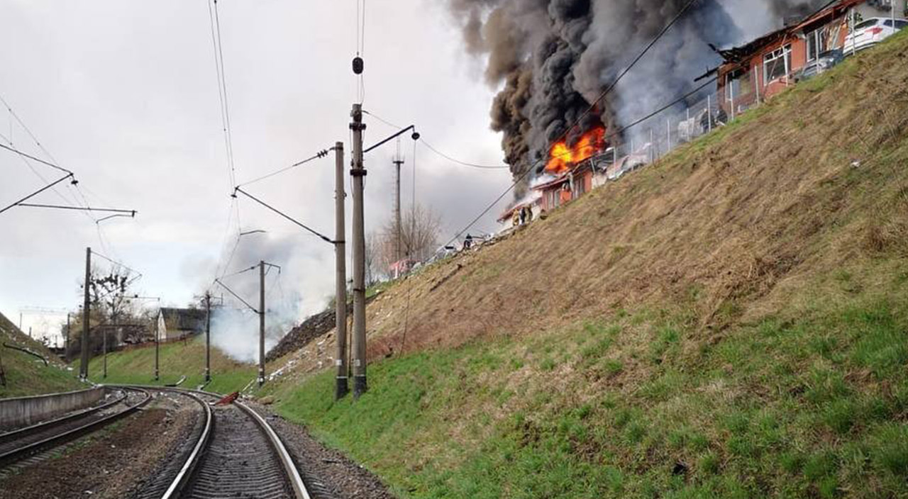 Rusya'dan Lviv'e roket saldırıları! Ölü ve yaralılar var Rusya'dan Lviv'e roket saldırıları! Ölü ve yaralılar var
