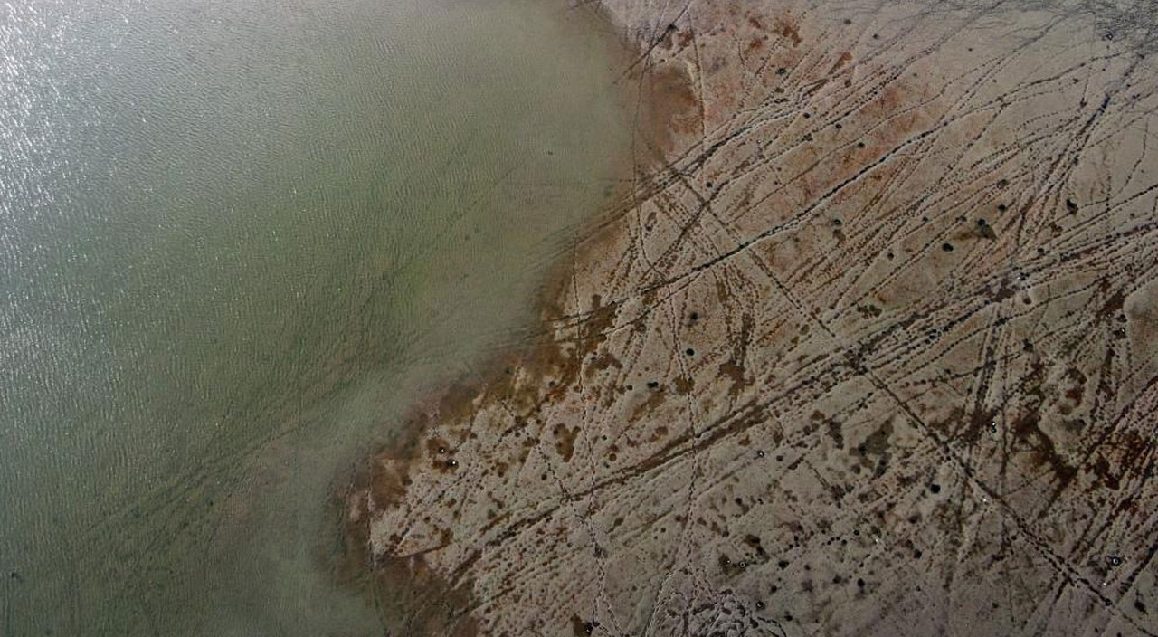 Sazlıdere barajında sular çekildi baraj dereye dönüştü