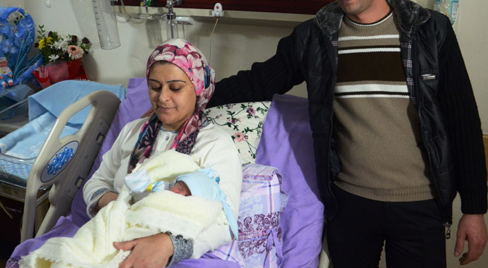 Yeni yılın ilk bebekleri