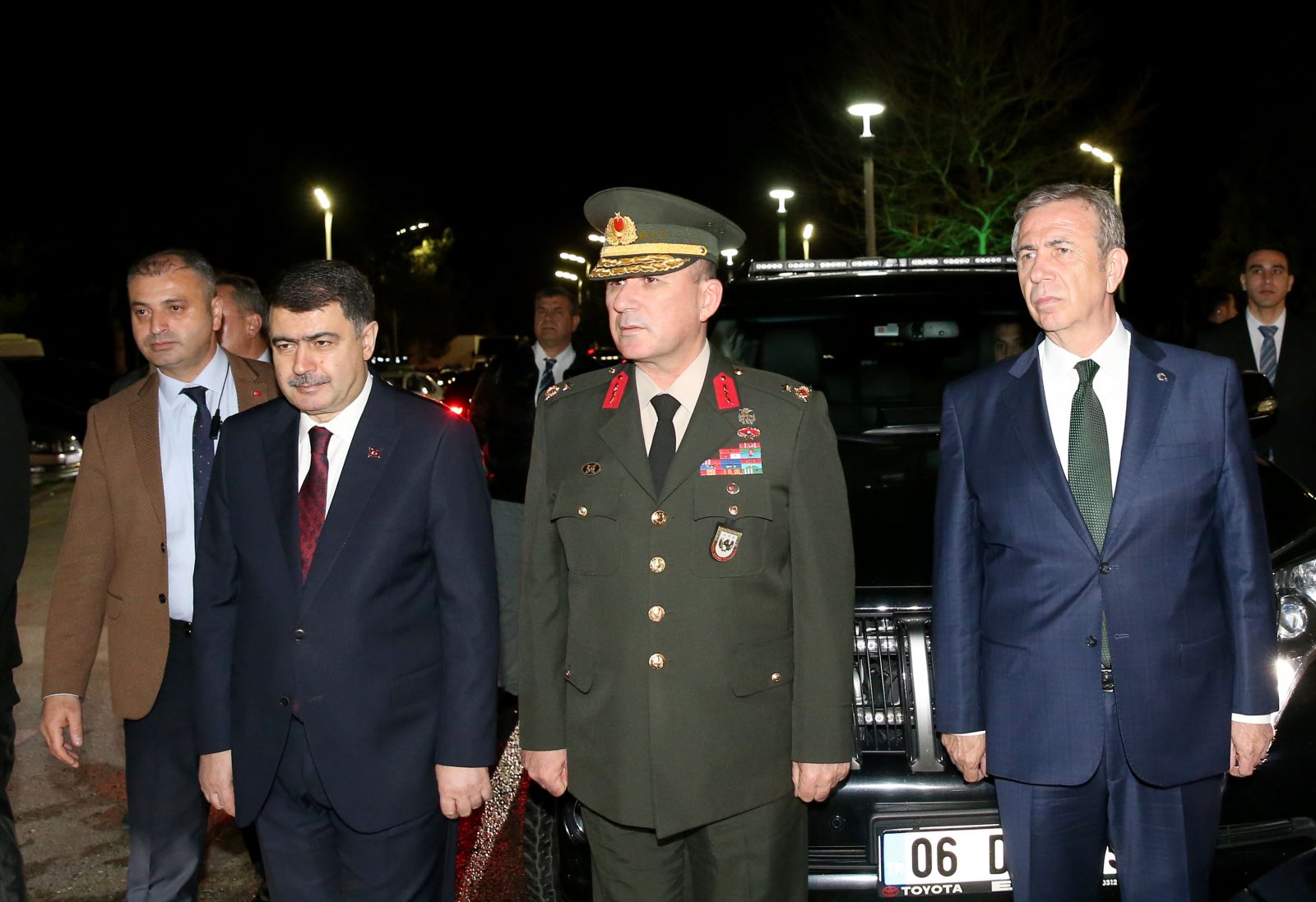 Mansur Yavaş, Erdoğan'ı karşılama heyetinde yer aldı