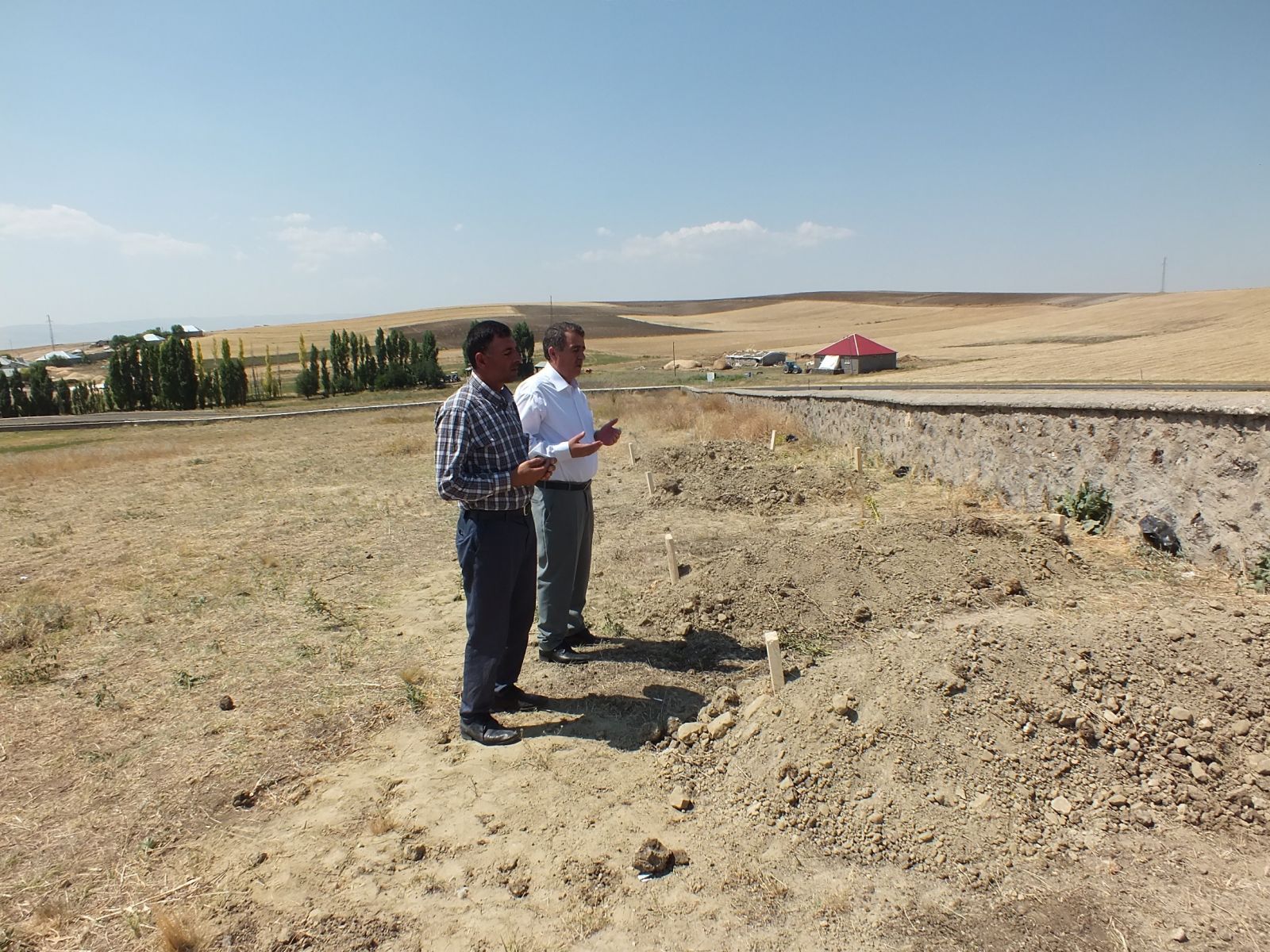 Murat Nehri’nde boğulan çocuklar yan yana defnedildi