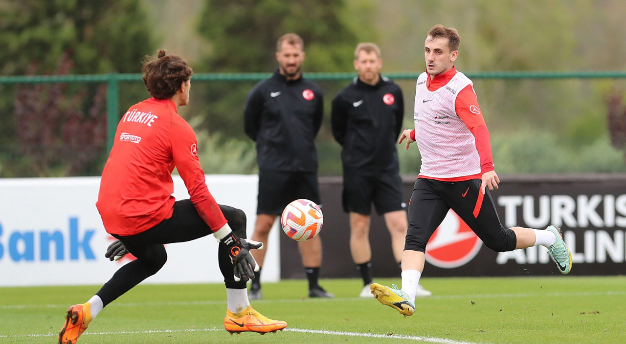 A Milli Takım'a sınıf atlamak için 1 puan yetiyor! Stefan Kuntz Lüksemburg maçında kimleri oynatacak?