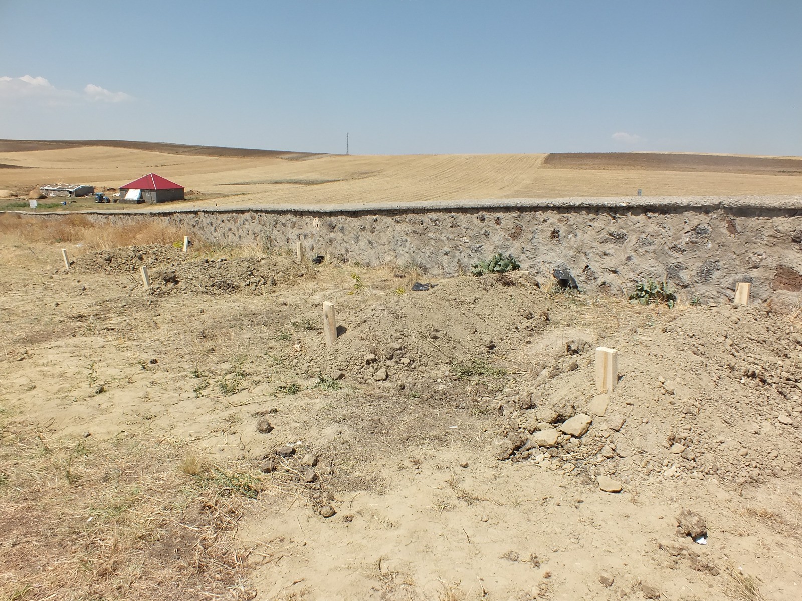 Murat Nehri’nde boğulan çocuklar yan yana defnedildi