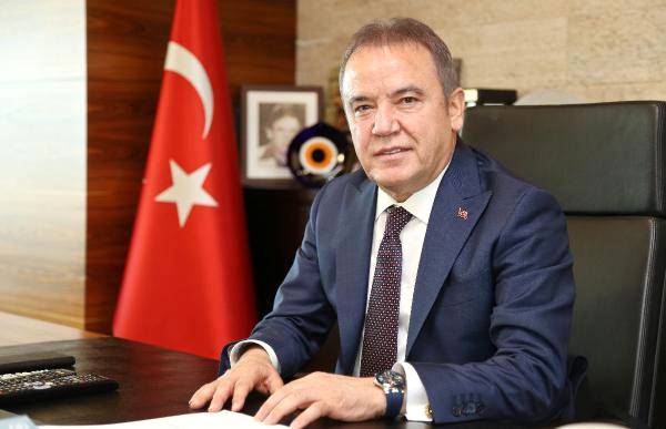CHP İstanbul ve Ankara adaylarını açıkladı