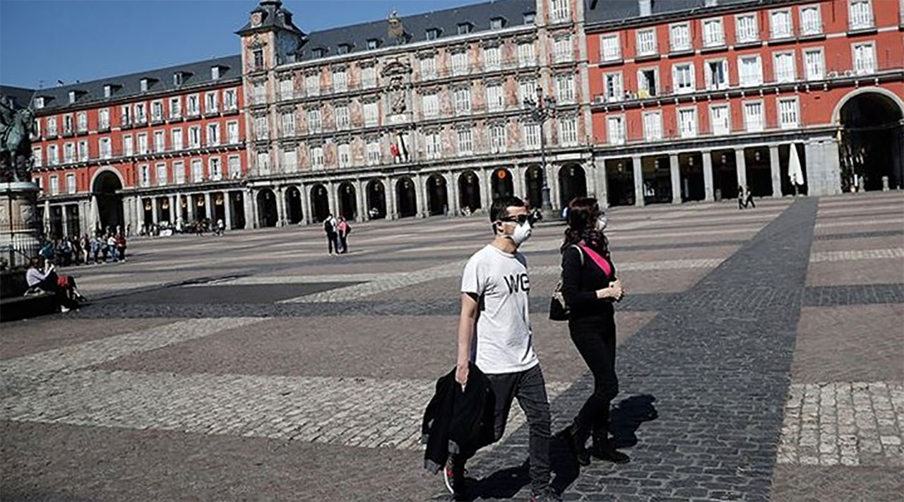 Madrid'de Covid kısıtlamaları kaldırılıyor