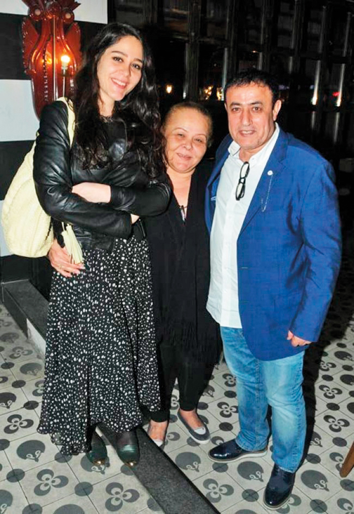 Türkücü babaların popçu çocukları