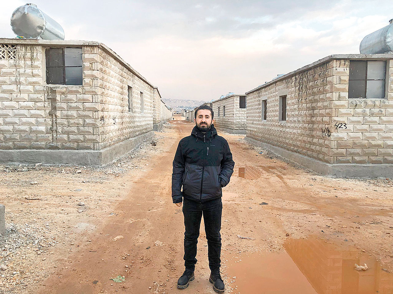 Hedef İdlib'de 100 bin sıcak yuva