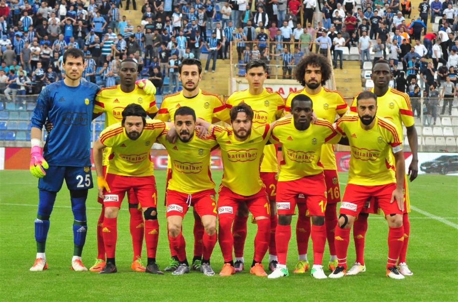 UEFA lisansı alan Türk kulüpler açıklandı