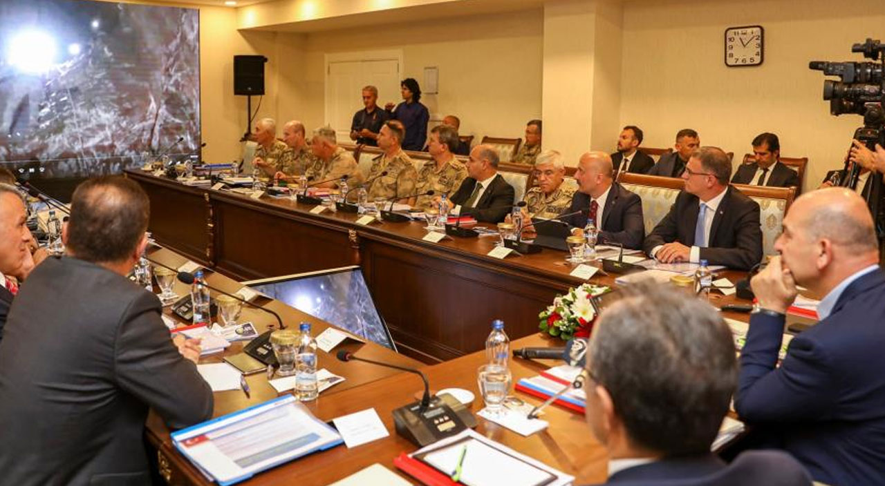 Sınır güvenliği en üst düzeye çıkıyor… Bakan Soylu açıkladı: 1055 kilometrelik duvar örüldü