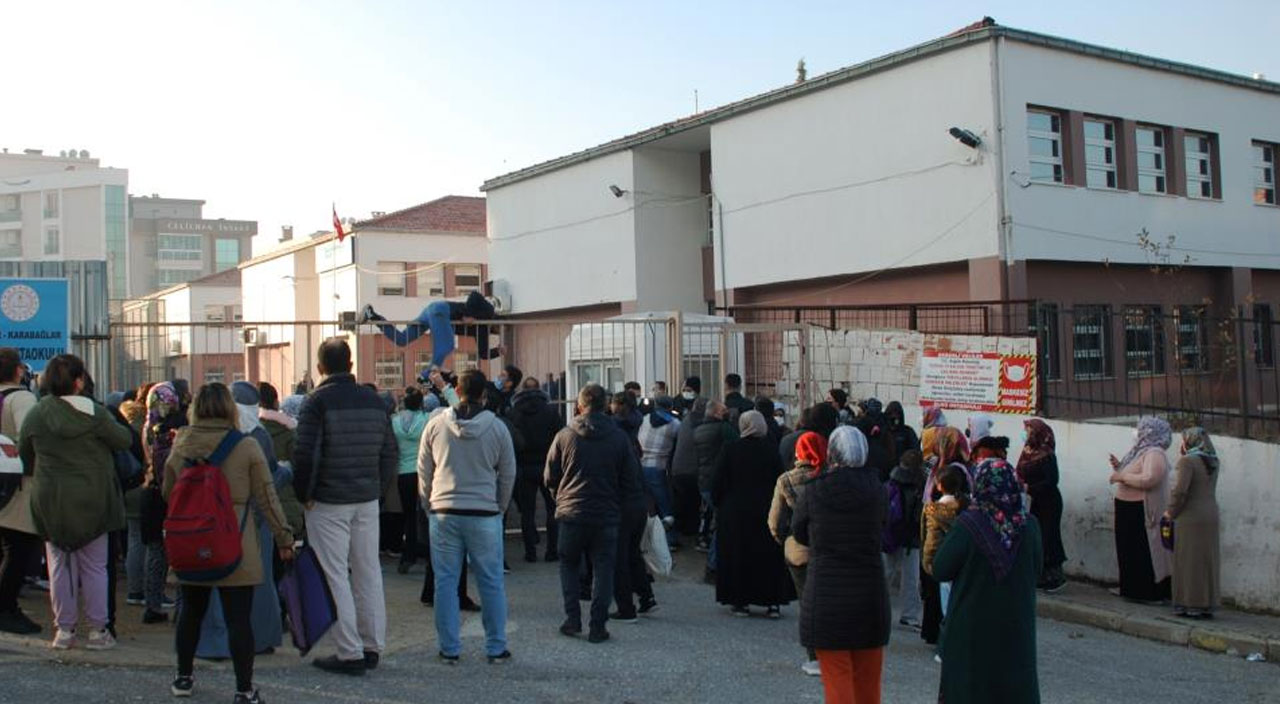 Okulda taciz iddiası: Kimseye bir şey söylemeyeceksiniz Okulda taciz iddiası: Kimseye bir şey söylemeyeceksiniz