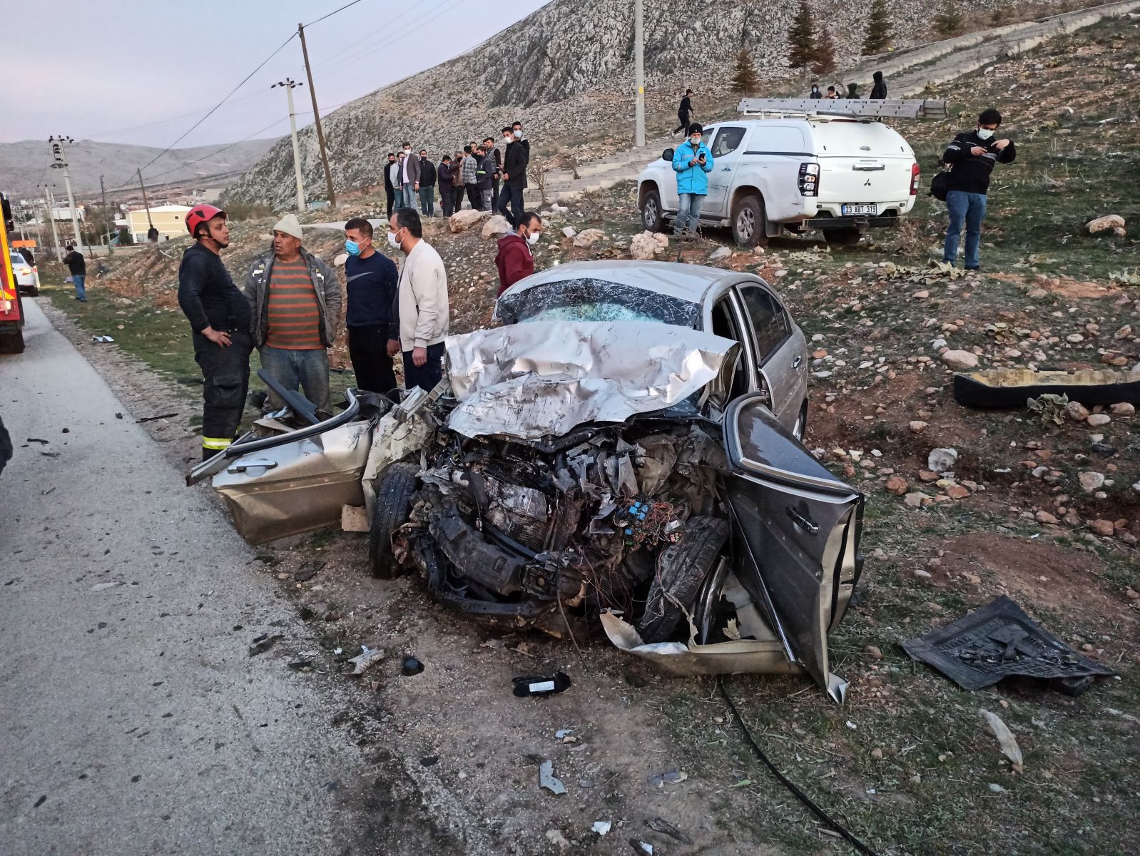 Kahramanmaraş'ta ambulans ile otomobil çarpıştı: 3 ölü, 3 yaralı