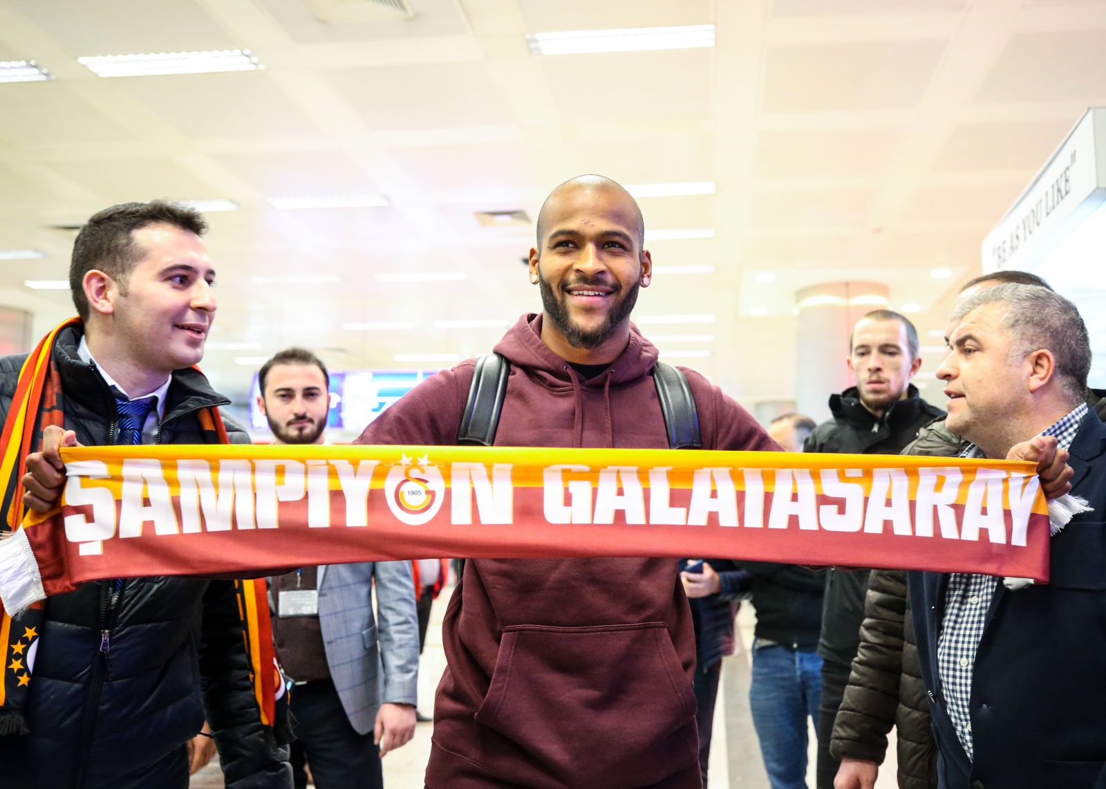 Galatasaray'ın Chaves'ten transfer ettiği Marcao İstanbul'a geldi