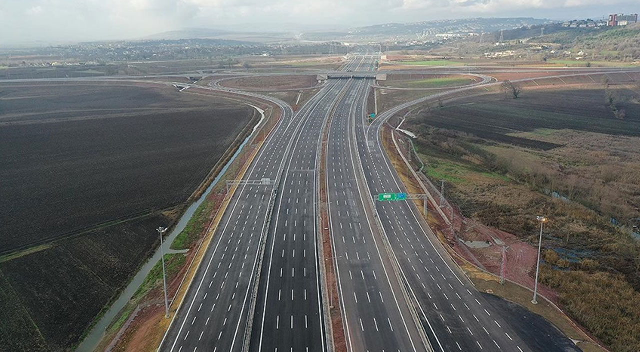 Yola çıkacaklar dikkat: Bayramda köprüler ücretsiz mi, otoyollar bedava mı? Yola çıkacaklar dikkat: Bayramda köprüler ücretsiz mi, otoyollar bedava mı?