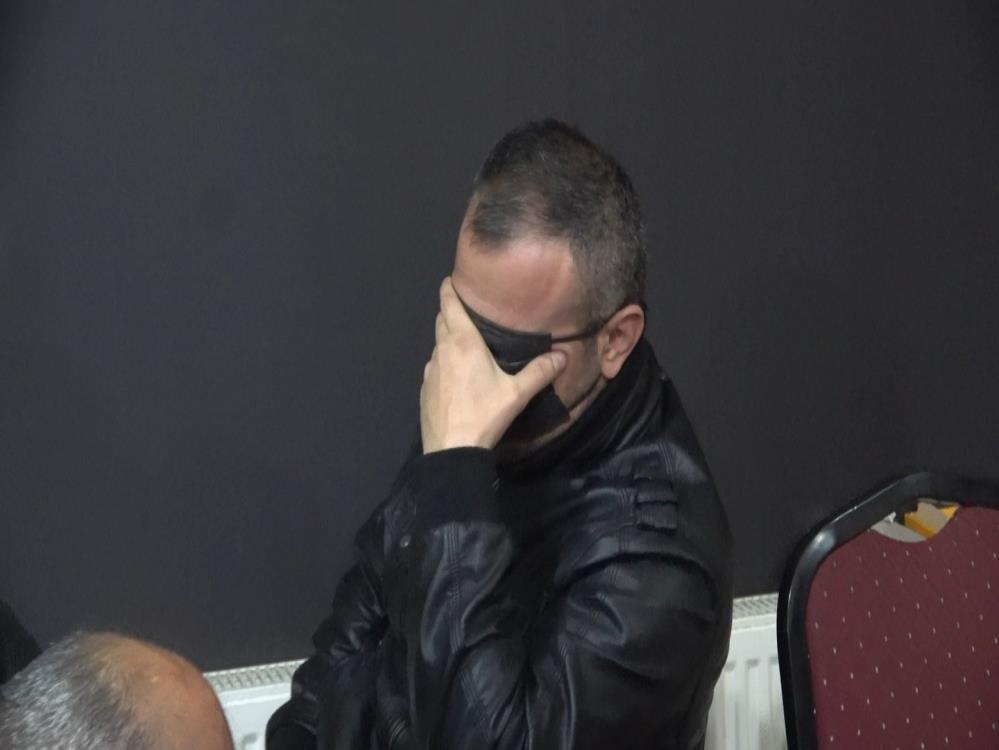 Yakalanınca yüzlerini maskeyle kapattılar: Vazgeçmiyorlar!