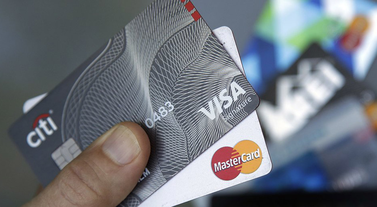 Zelenskiy ve Biden telefonda görüştü! Visa ve Mastercard Rusya'da iptal