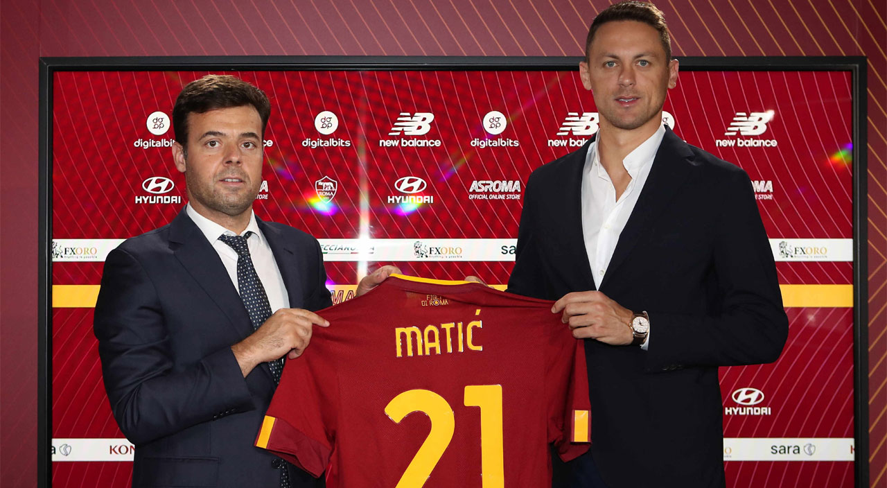 Zeki Çelik AS Roma'ya doğru... Jose Mourinho ısrarını sürdürüyor Zeki Çelik AS Roma'ya doğru... Jose Mourinho ısrarını sürdürüyor