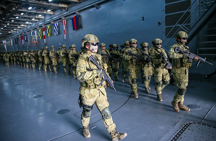 'Mavi Vatan'ın kahramanları bayramda da görevde