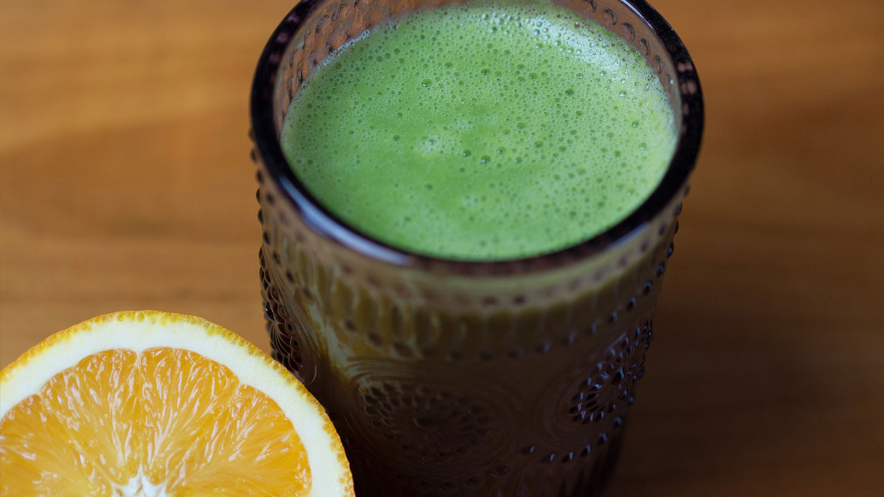 Maydanozun faydaları saymakla bitmiyor, ödemi atıyor (Zayıflatan maydanoz suyu tarifi)