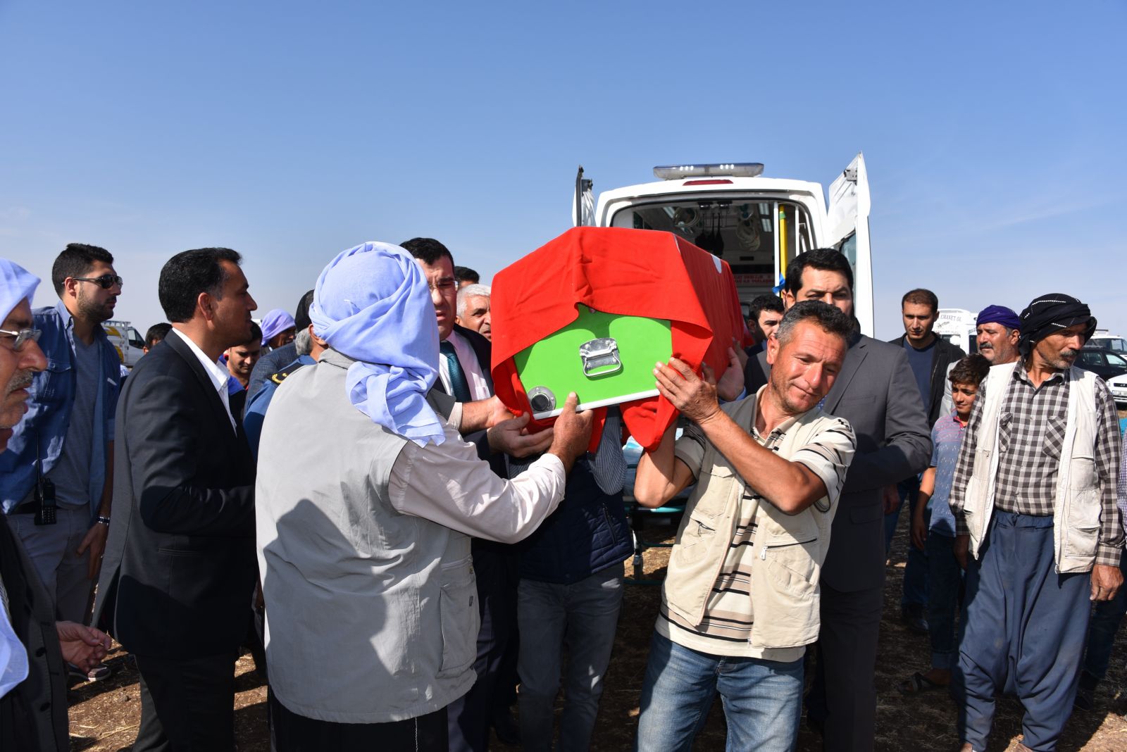 Ceylanpınar’da şehit olan 11 yaşındaki Mazlum toprağa verildi