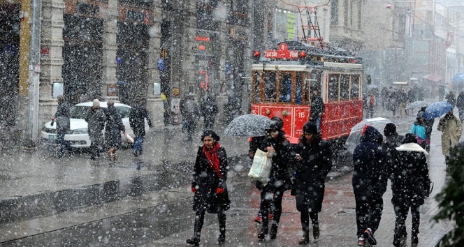 Meteorolojiden son dakika uyarısı! İstanbul'a kar geliyor...