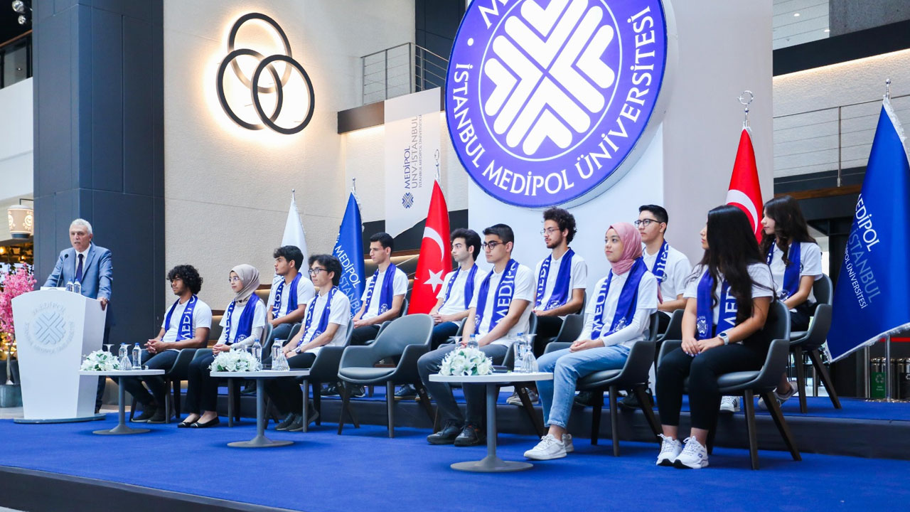 YKS şampiyonları 2022’de yine Medipol’ü tercih etti YKS şampiyonları 2022’de yine Medipol’ü tercih etti