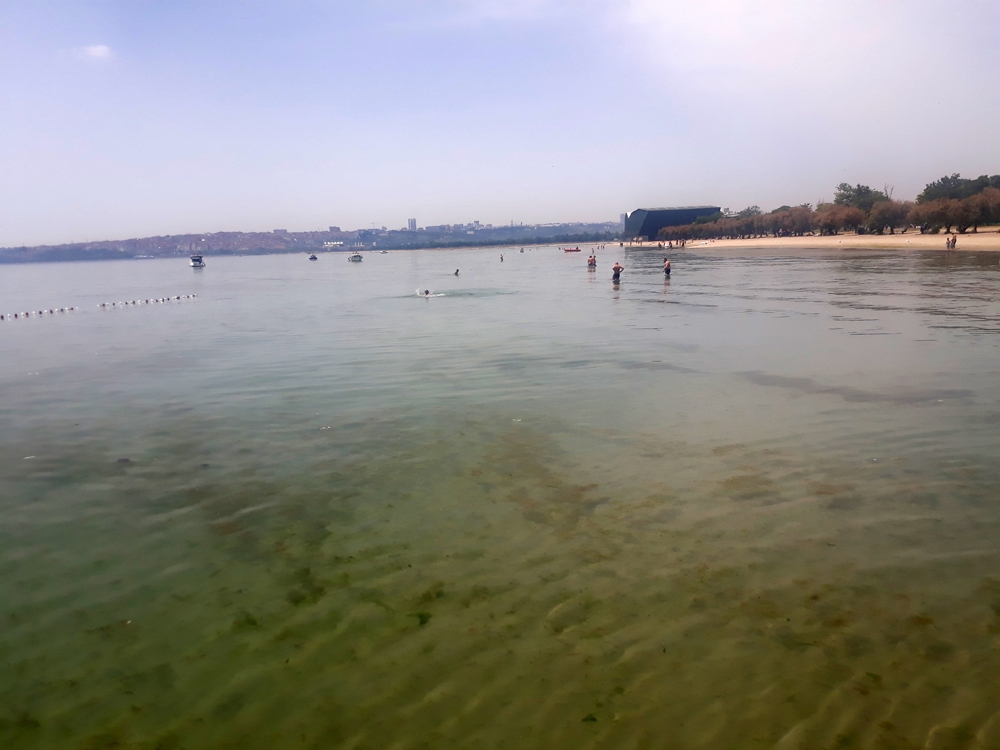 Sokağa çıkma kısıtlaması iptal edilince Şile Sahili'ne akın ettiler