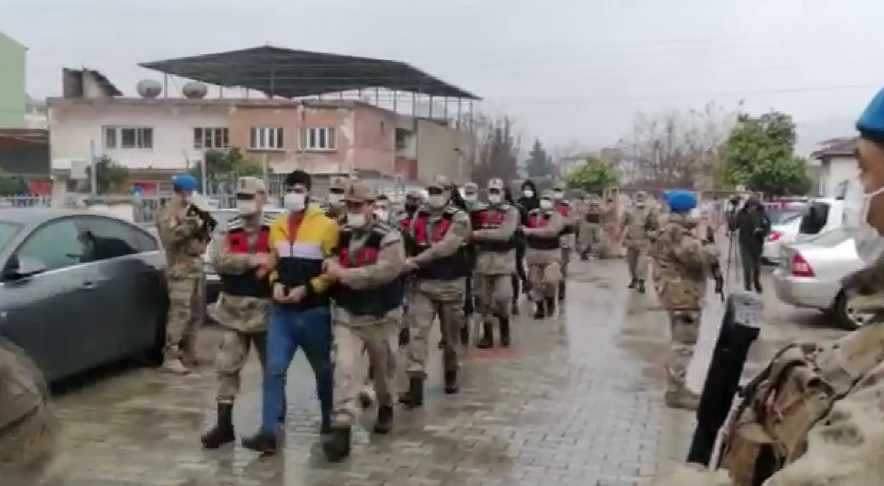 Her yerde aranıyordu: İşkenceyle öldürüp cesedini halıya sarmışlar