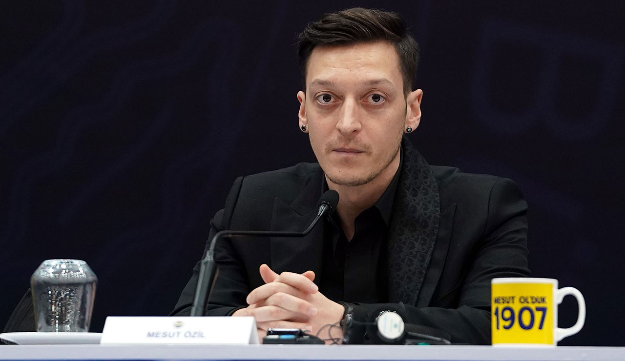 Ali Koç, Pereira'nın yanında