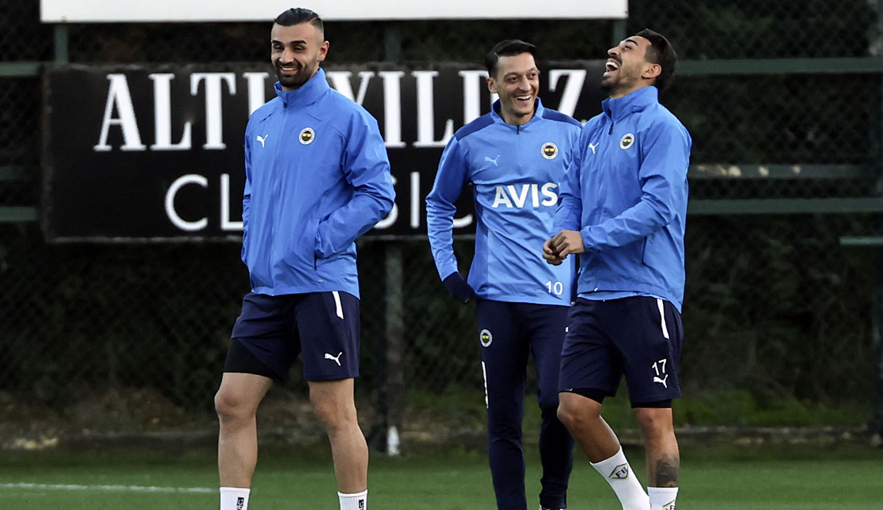 Fenerbahçe camiası kenetlendi! Konuk Alanyaspor (Muhtemel 11'ler)