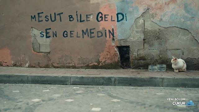 Fenomen dizi Çukur, Fenerbahçe'nin Mesut Özil transferine gönderme yaptı