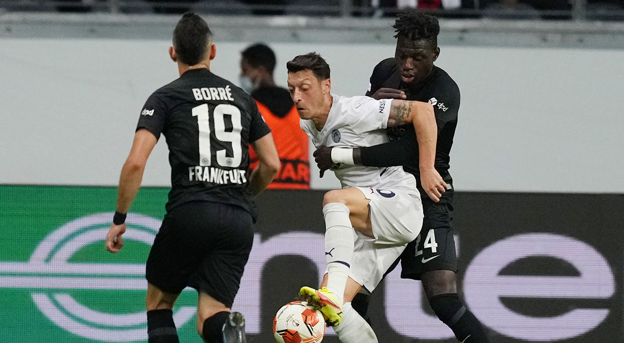 Pereira mest oldu: Bileğimiz bükülmez!