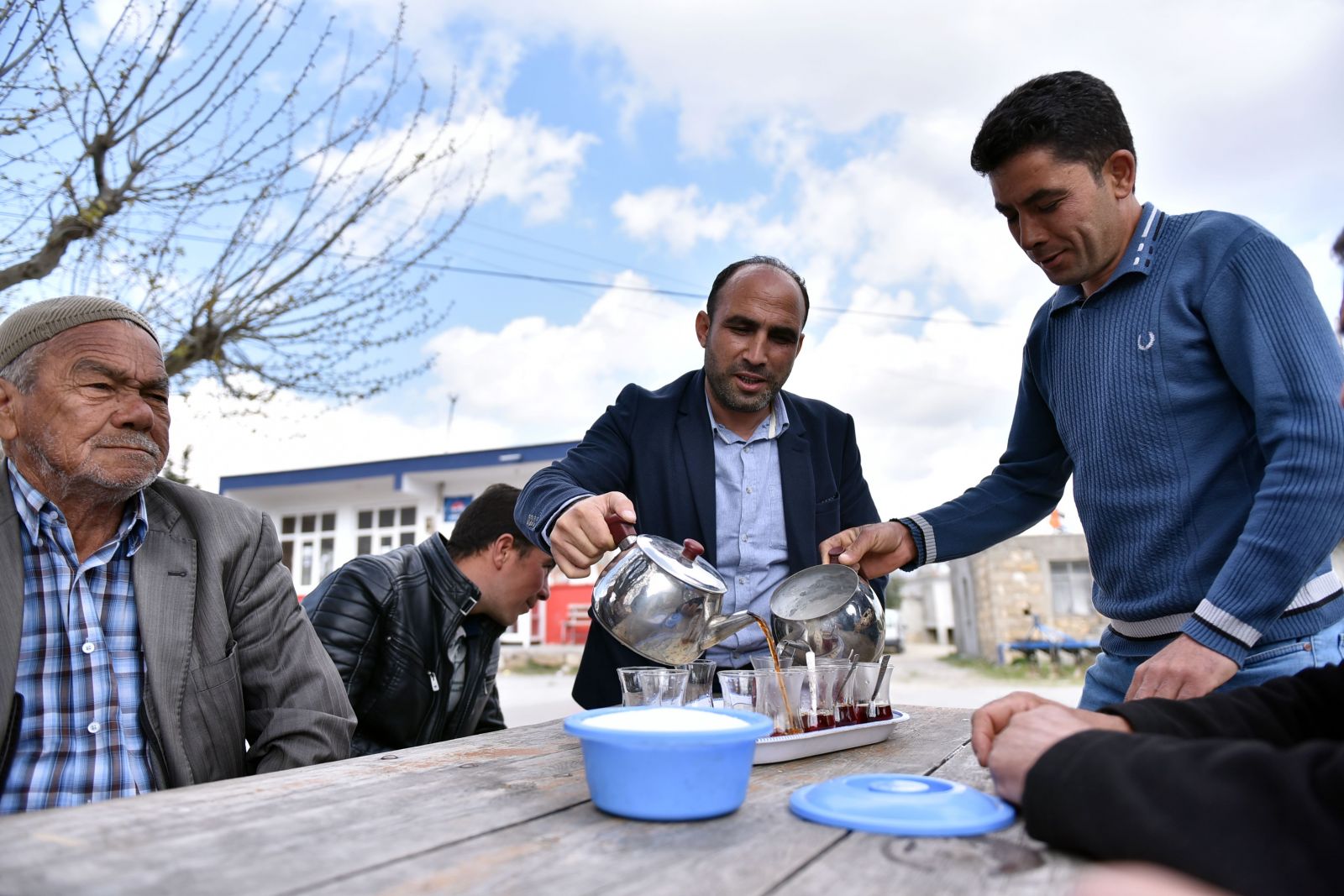 Metropoldeki yaşamı bırakıp köyüne muhtar oldu