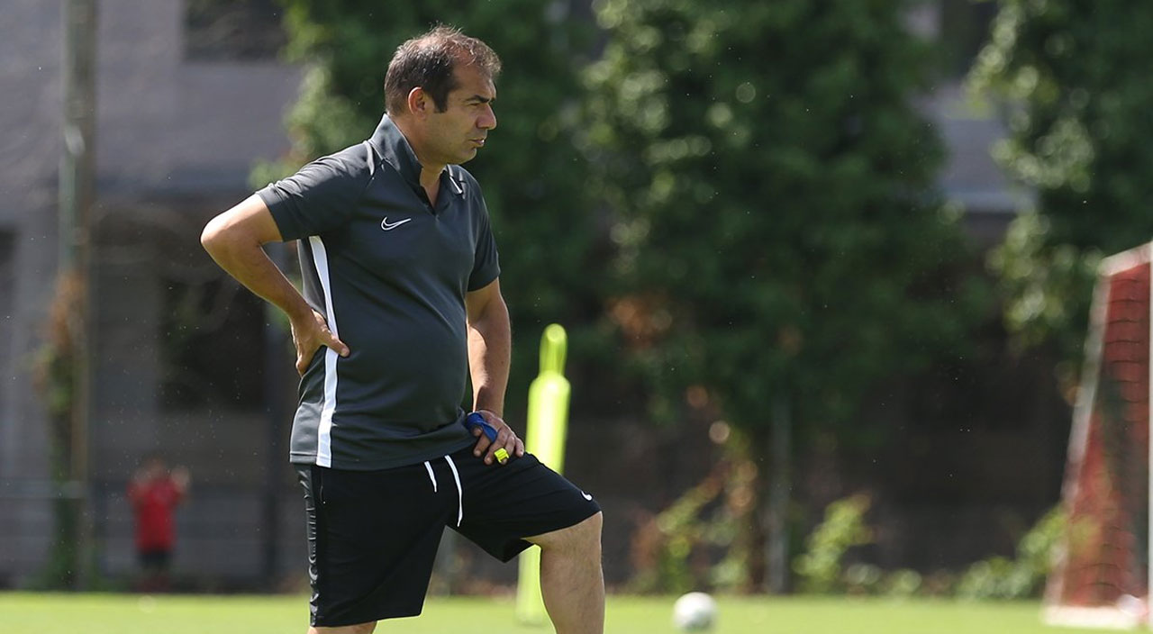 Spor Toto 1. Lig'in teknik direktör raporu... 19 takımdan 12'si geçen sezonki hocasıyla yola devam ediyor Spor Toto 1. Lig'in teknik direktör raporu... 19 takımdan 12'si geçen sezonki hocasıyla yola devam ediyor