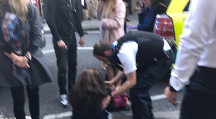 Londra metrosunda patlama oldu!