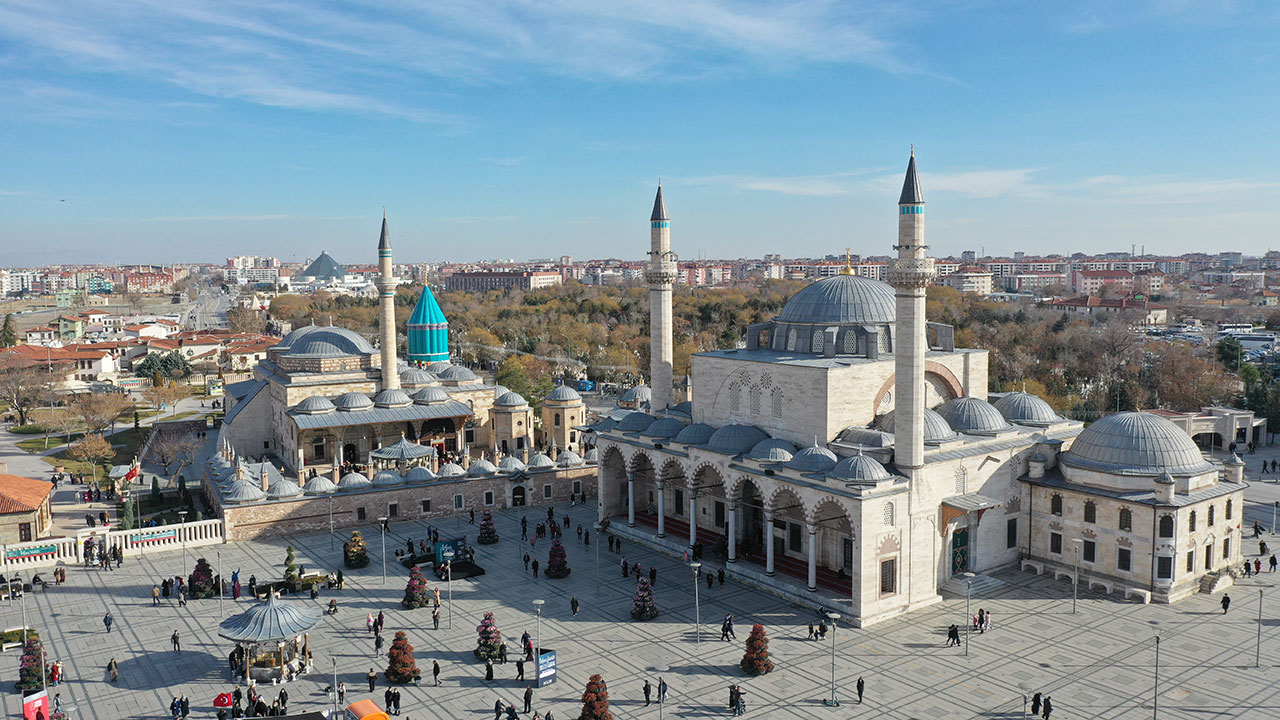 Aşkın şehri Konya her mevsim başka güzel Aşkın şehri Konya her mevsim başka güzel