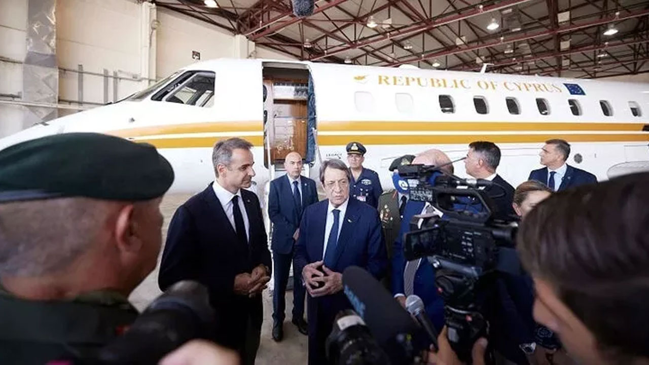 Miçotakis'ten bir provokasyon daha: Yeni bir skandala imza attı Miçotakis'ten bir provokasyon daha: Yeni bir skandala imza attı