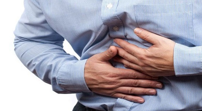 Mide üşütmesine ne iyi gelir? | Mide üşütmesi belirtileri | Mide üşütmesi gaz yapar mı? | Mide üşütmesi için evde yapılabilecekler neler?