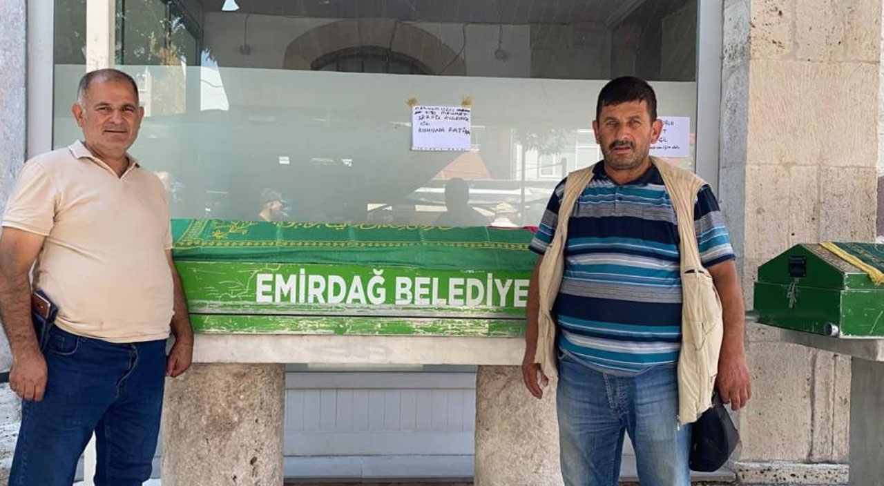 Her şey 2 ay içinde oldu: Mide ameliyatı olan kadın kan kusarak hayatını kaybetti