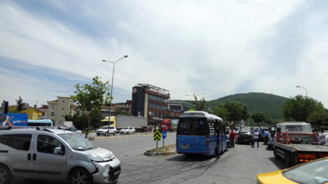 İstanbul'da yolcu minibüsü dehşeti